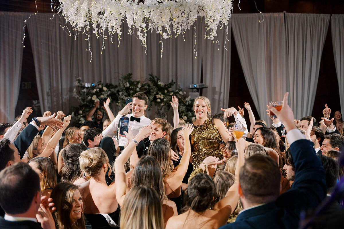 Couple's first dance with live wedding band by Great Family Artists