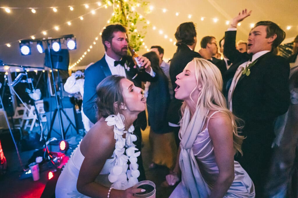 DJ vs. Live Band for Your Wedding: The Definitive 2026 Guide