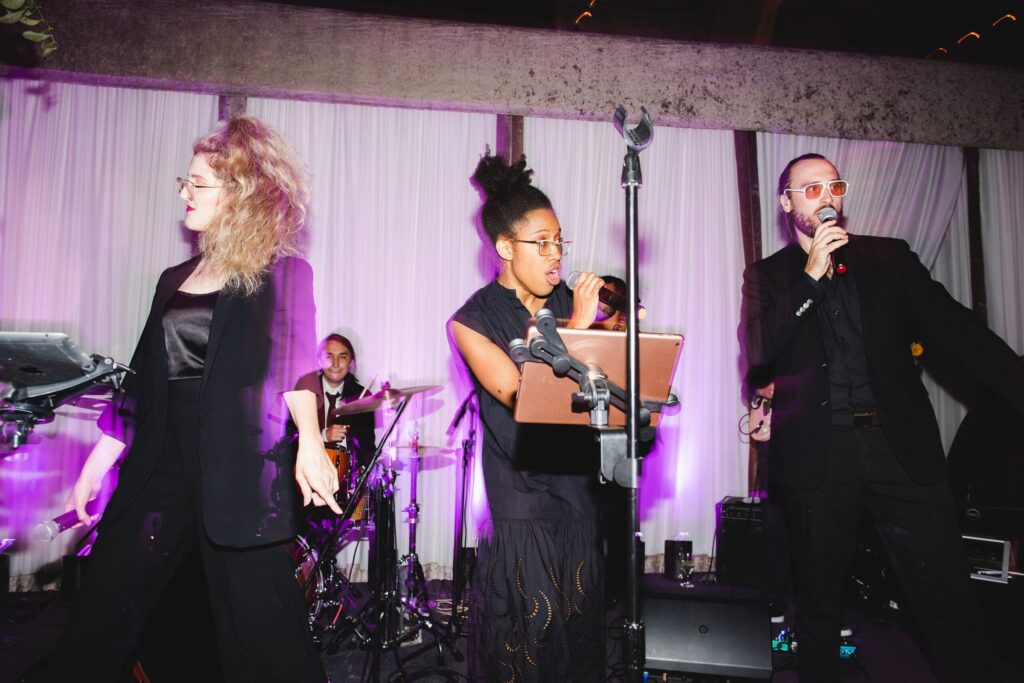 Live Band